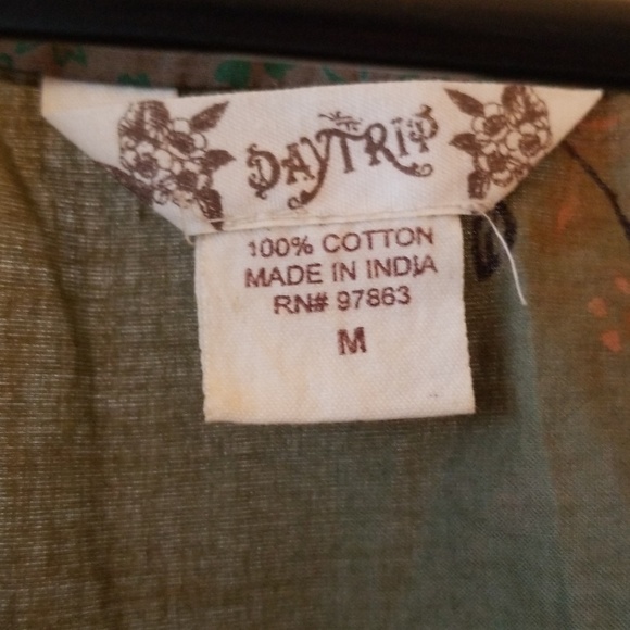 Daytrip Boho Style Blouse NWOT - Picture 3 of 5